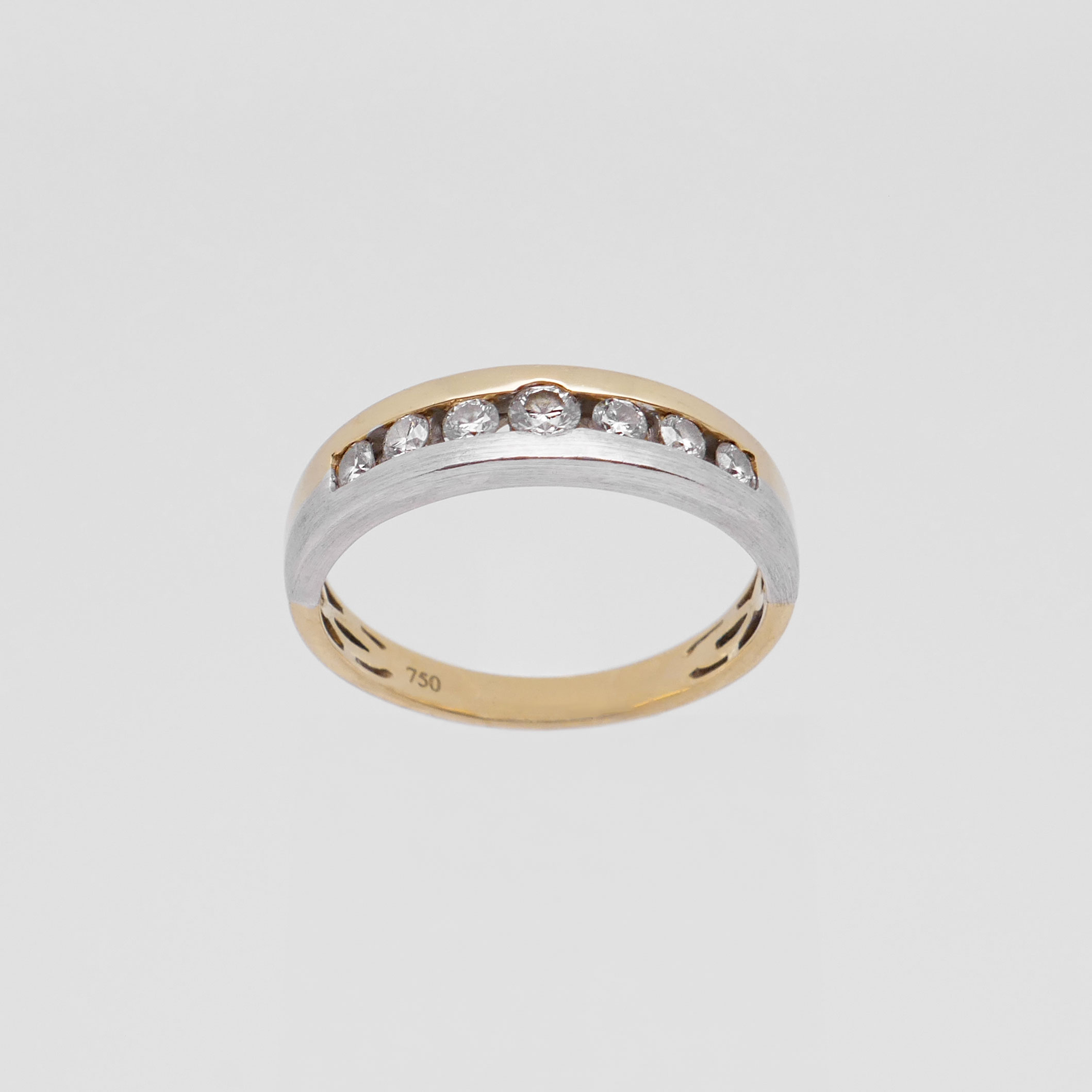 Hochwertiger bicolor Ring - Diamanten / 4,2 Gramm - 750 18K Gold / Gr. 56 / 21259
