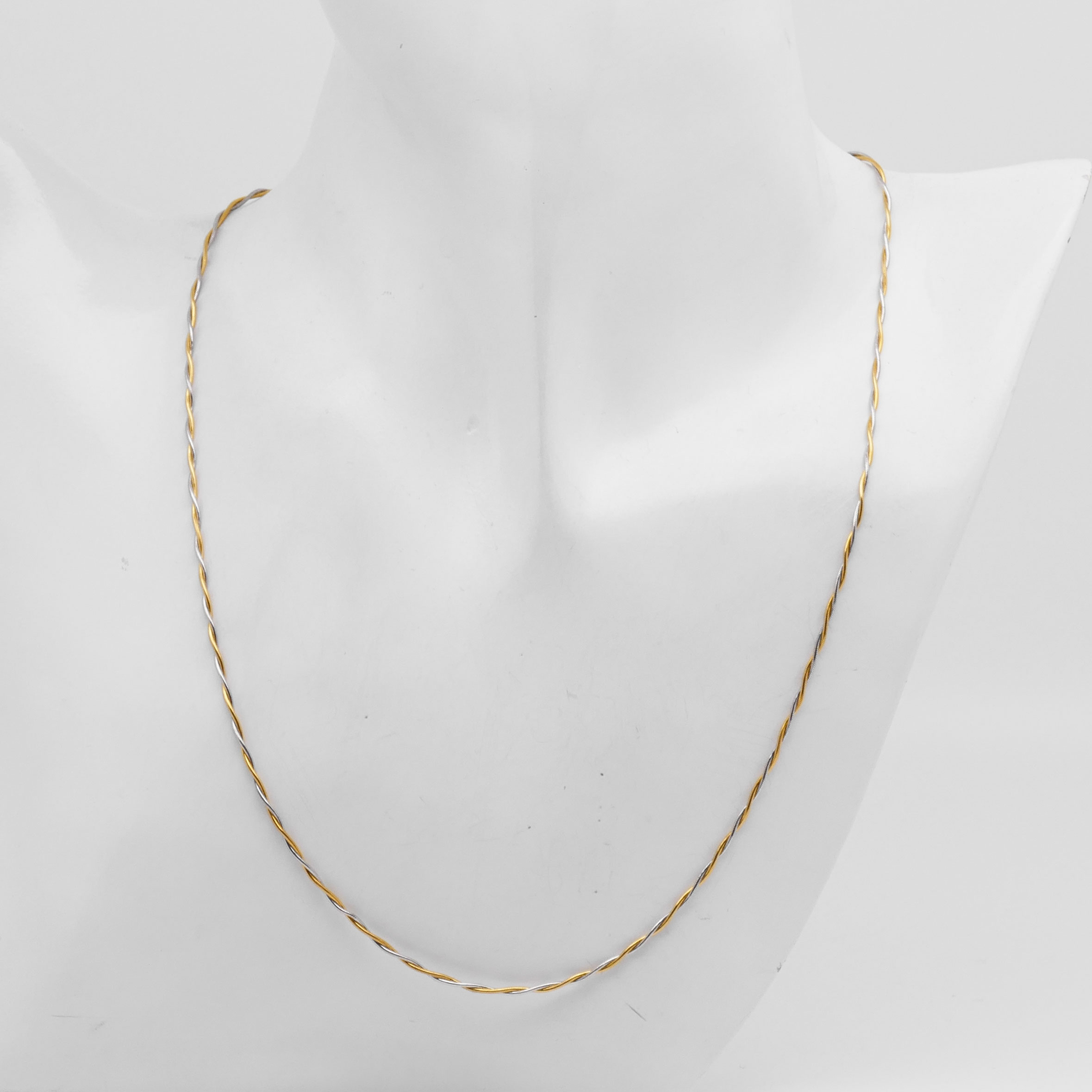 Bicolor Halskette aus 750 Gold mit gedrehter Gestaltung