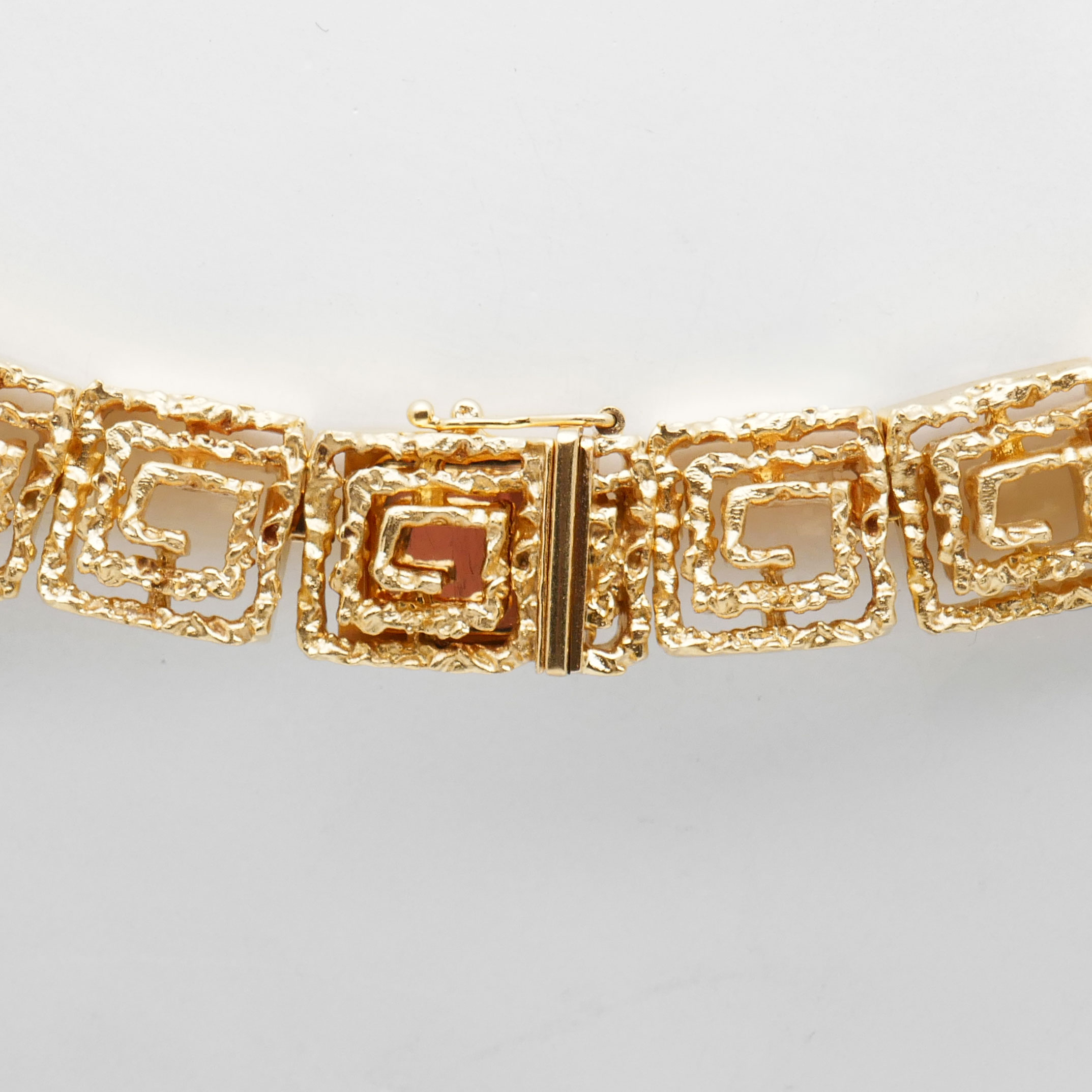Kastenschloss eines massiven 750 Gold Colliers