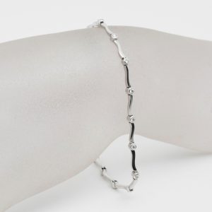 Hochwertiges Diamantarmband aus 18 Karat Weißgold