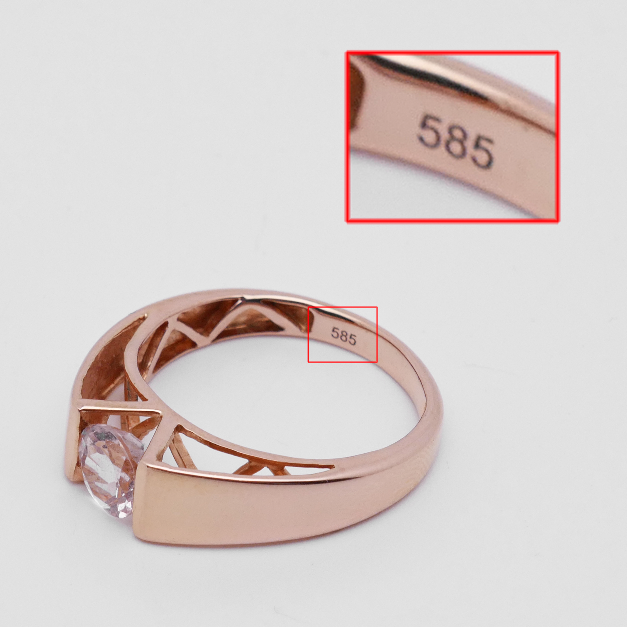 585 Punze Goldring